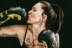 Choosing Boxing Gloves for Fitness Boxing