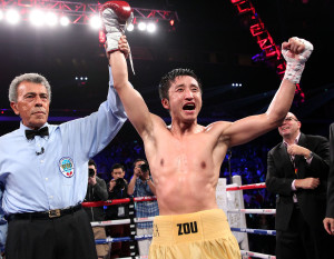HBO2 Boxing Results: Shiming Coasts to Victory, Martinez and Estrada Win Split Decision Victories