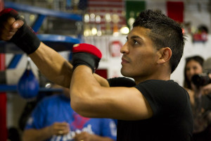 Interview with Abner Mares “I feel really good at my weight”