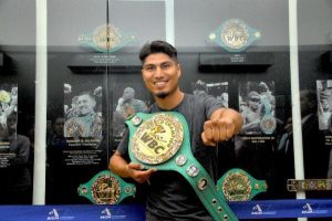 Mikey Garcia Vacates IBF Lightweight Title; Richard Commey To Vie For Vacant Belt