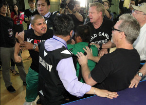 Roach Clip Stirs Evil Brew into Manny Pacquiao-Brandon Rios Event