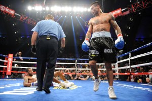 Showtime Boxing Results: Lucas Matthysse Smashes Lamont Peterson, Alexander Defeats Purdy