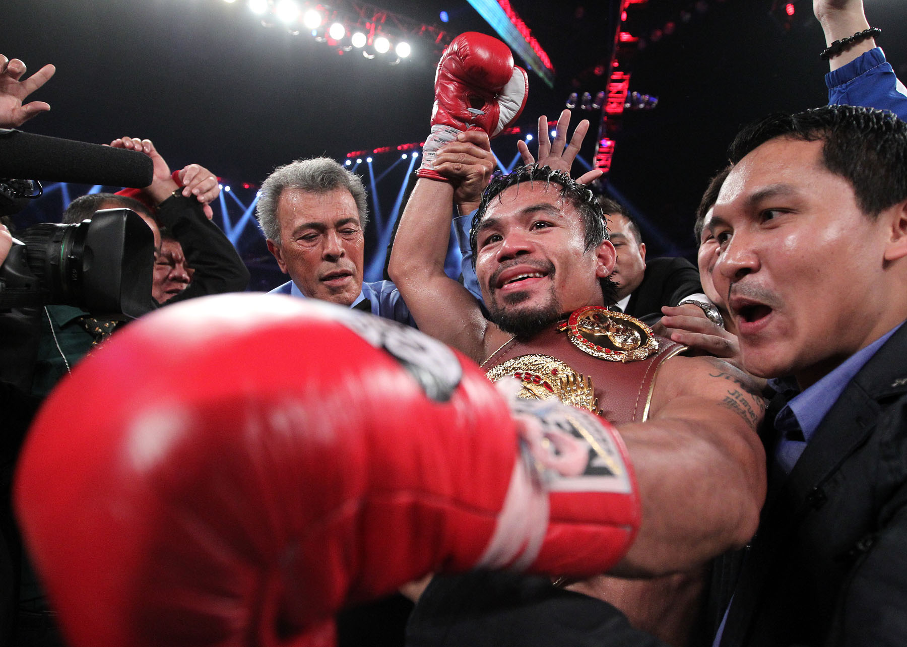Update: Pacquiao Now Running Poll For Next Opponent